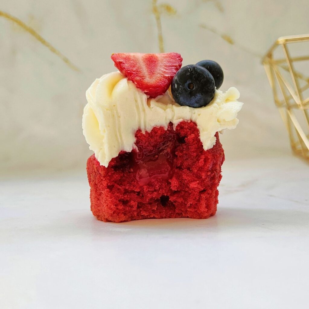 Набор капкейков из двух вкусов "Микс" 6шт - Image 2